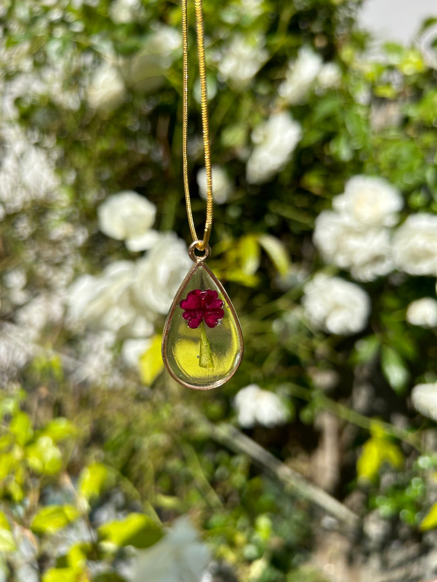 Resin Flower Necklace